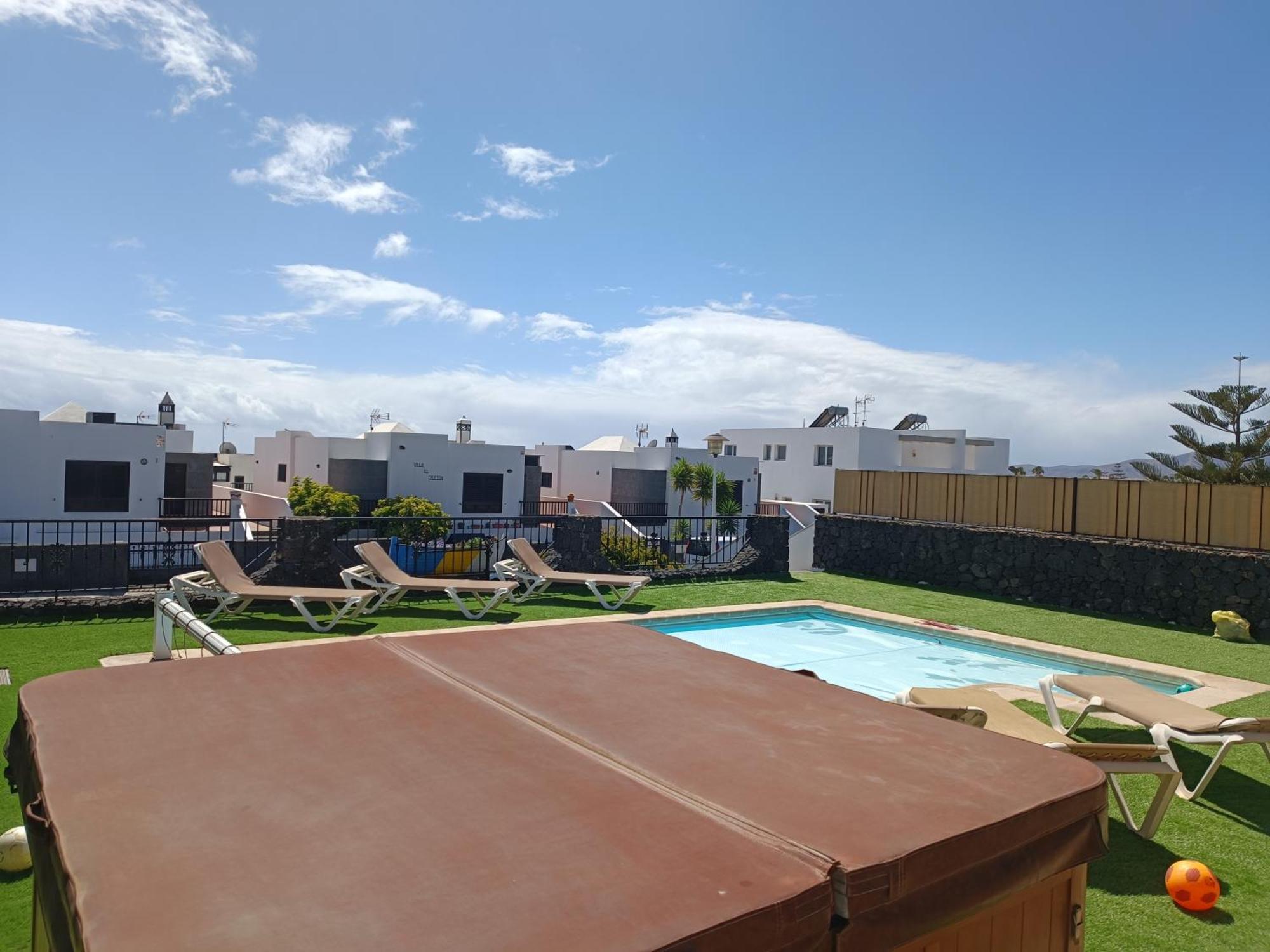 Villa Juanita, Puerto del Carmen, Lanzarote Tías Exterior foto