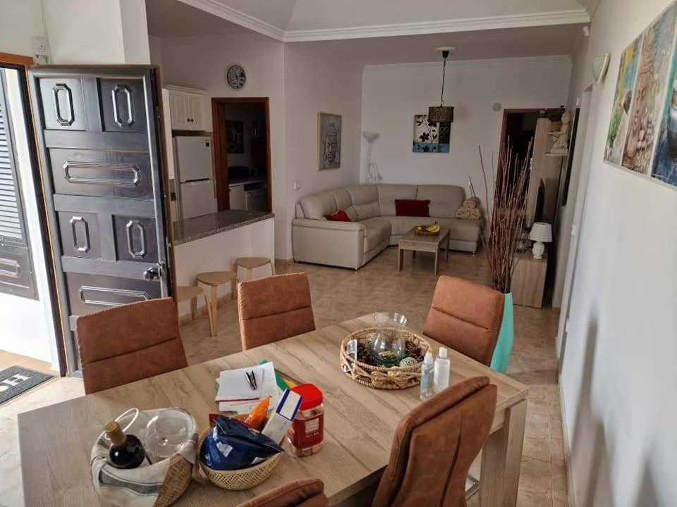 Villa Juanita, Puerto del Carmen, Lanzarote Tías Exterior foto